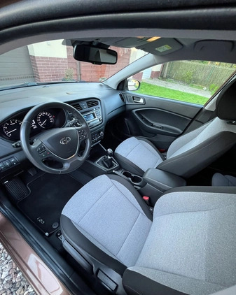 Hyundai i20 cena 42900 przebieg: 18000, rok produkcji 2015 z Pisz małe 407